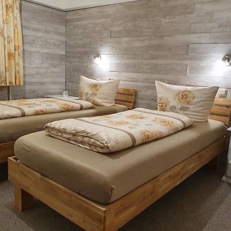 פלאנסבורג Ferienwohnung Engelsby מראה חיצוני תמונה
